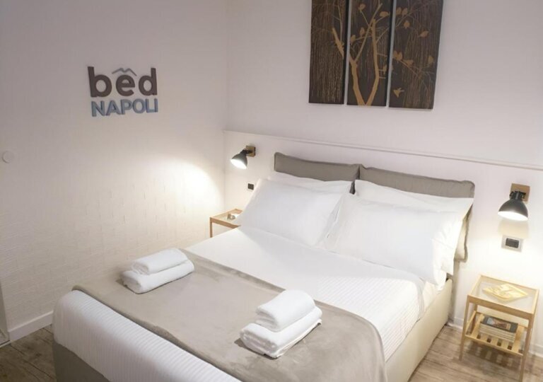Bed Napoli